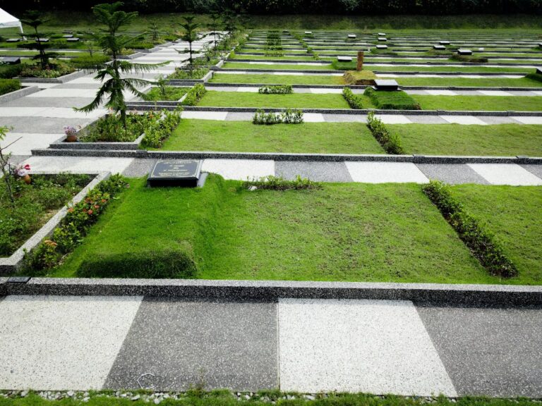 Kavling Makam Type Single Varian